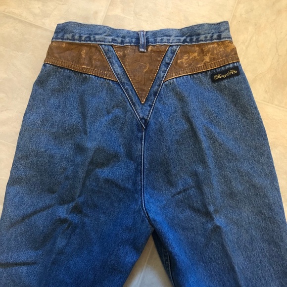 [Sold]Vintage Fancy Ass 80’s high rise jeans - Picture 2 of 8